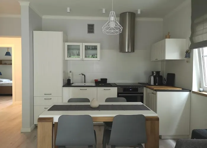 Arboretum Apartment *