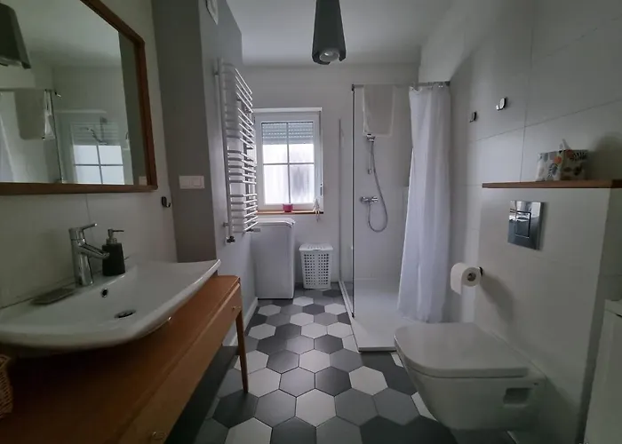 Apartment Arboretum *