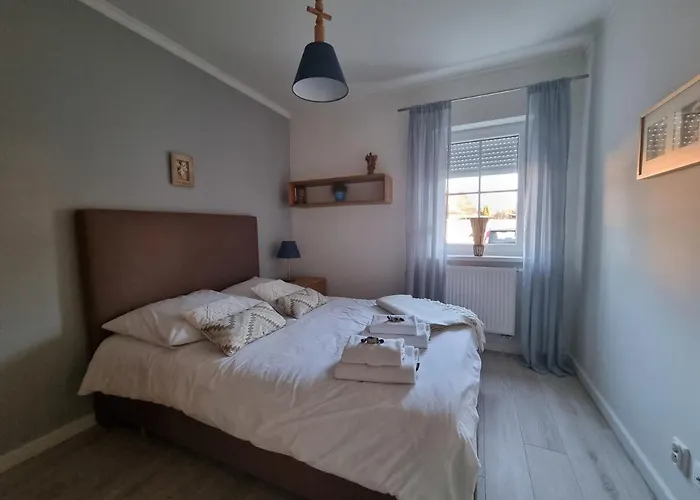 Apartment Arboretum *